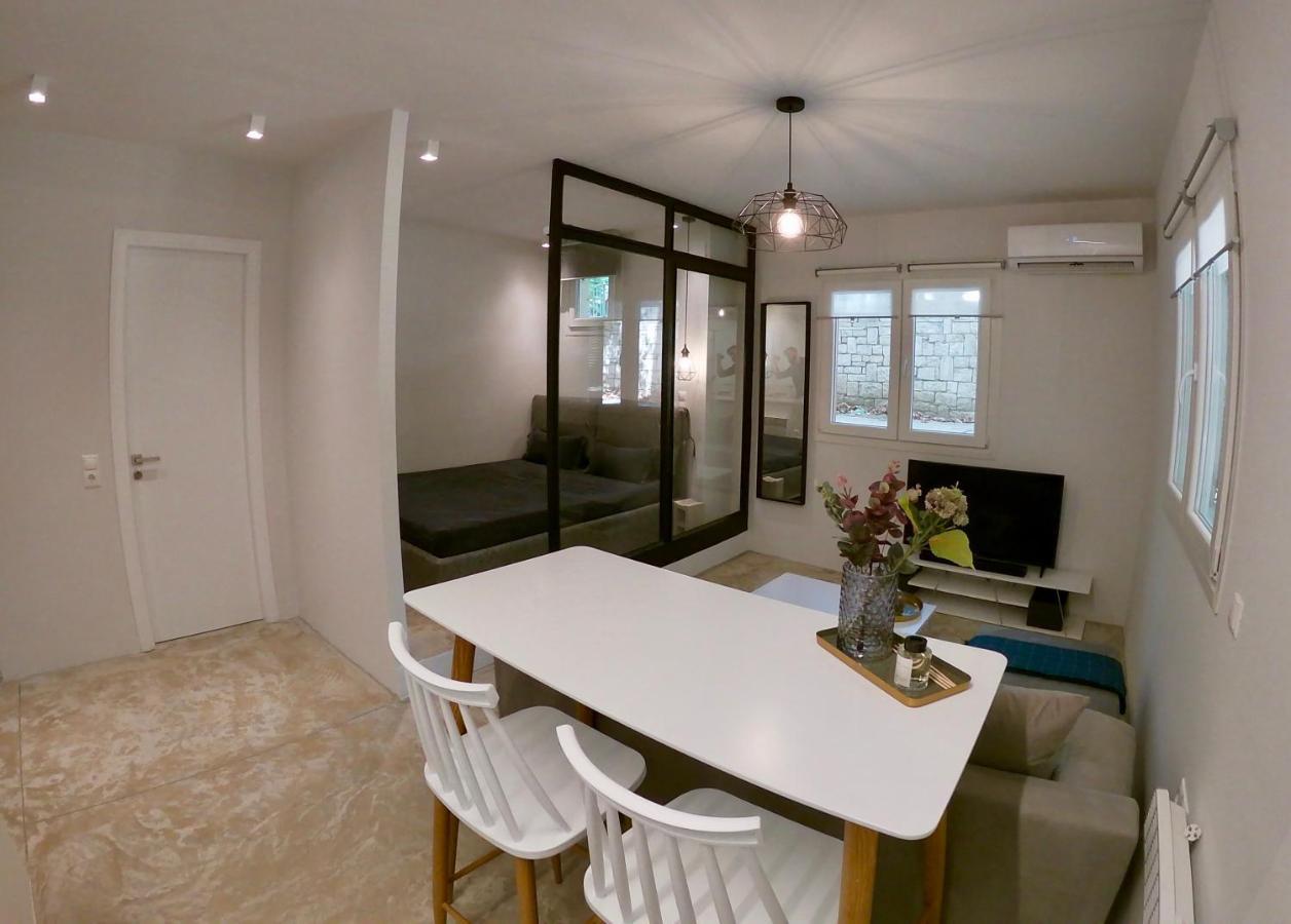 Renovated Apartment In Kifissia Center Near Metro G25 Athènes Extérieur photo